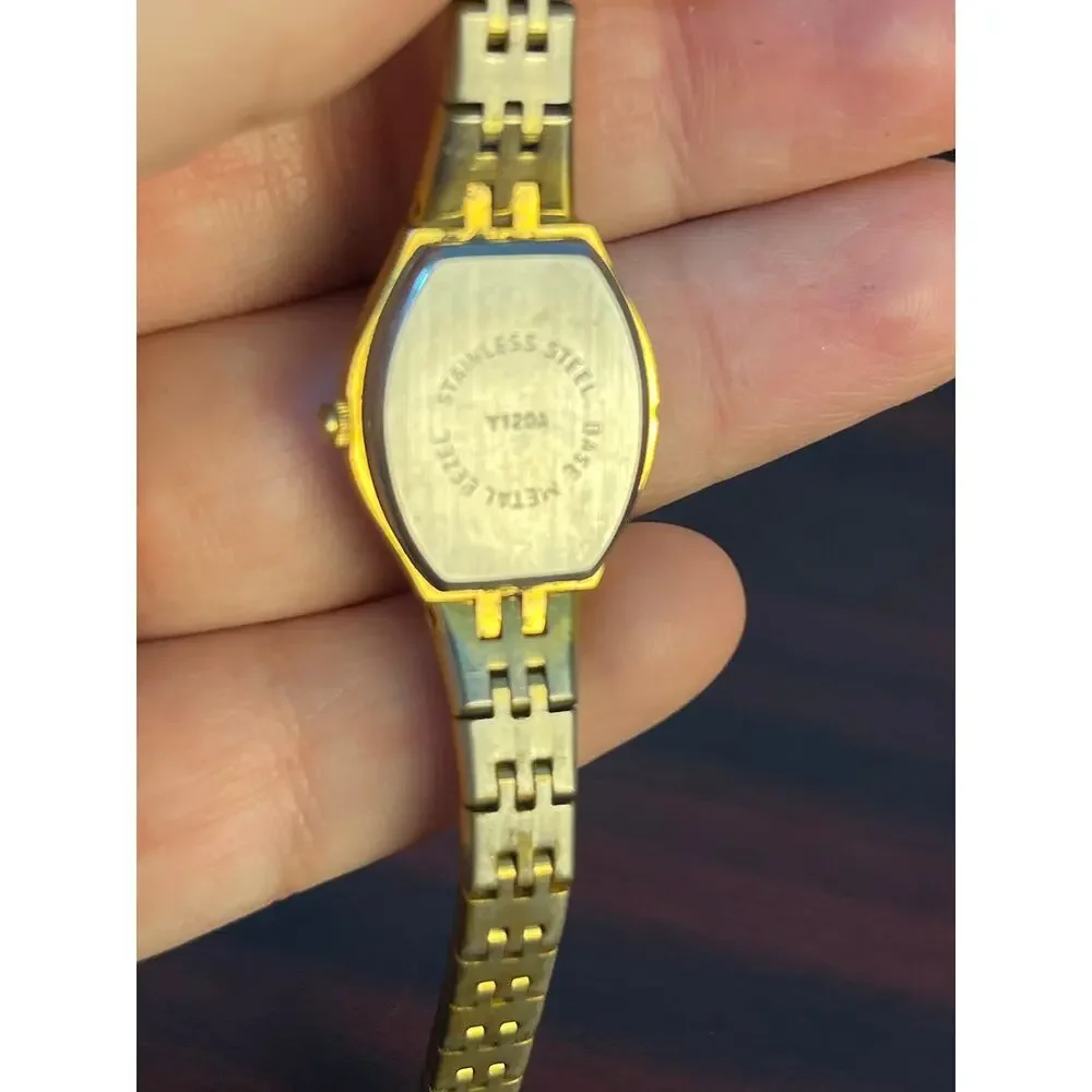 VTG Advance Quartz Women's Wristwatch Gold Tone Y120A Untested